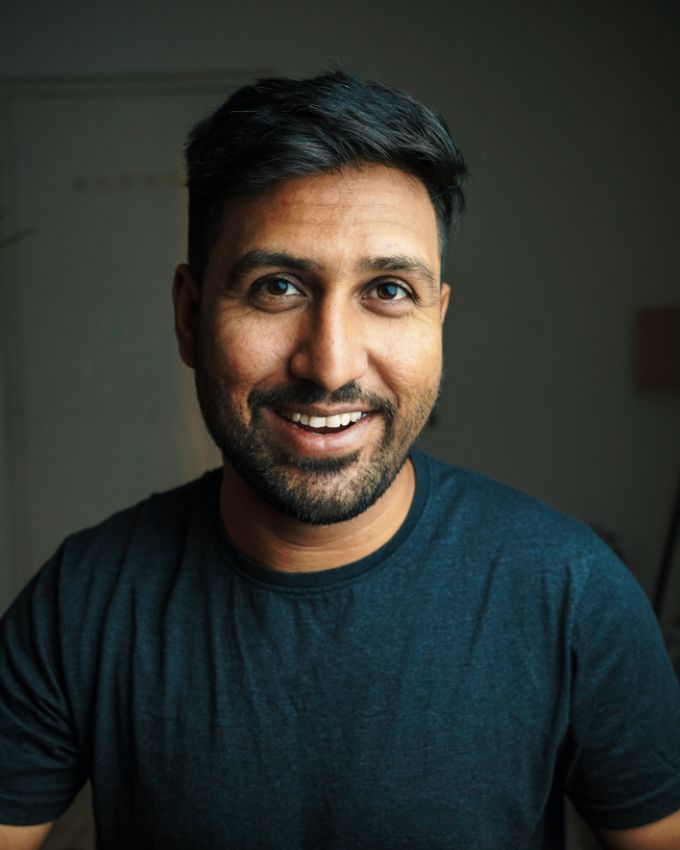 Harry, founder of LeftEarly.Co, smiling